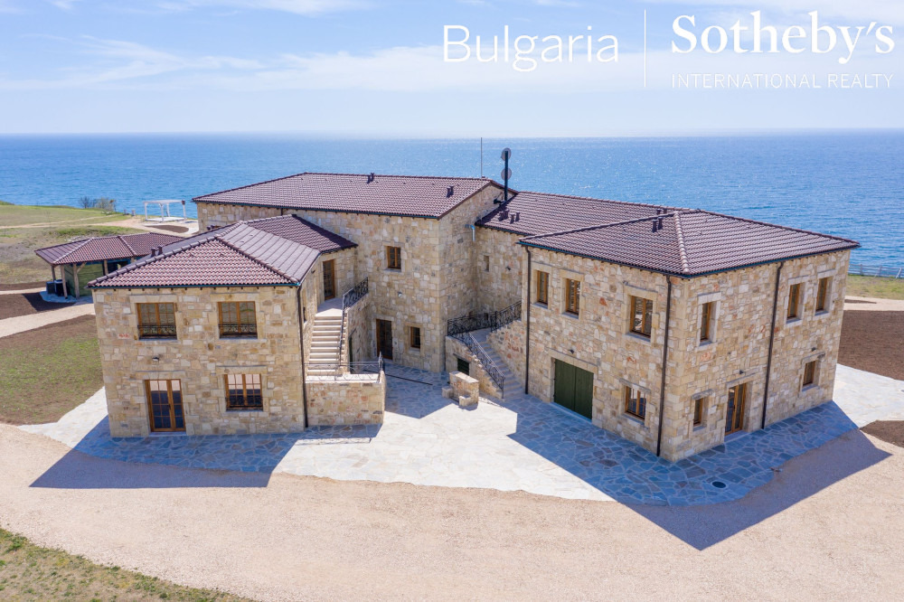 Продава КЪЩА, с. Българево, област Добрич, снимка 2 - Къщи - 53021432