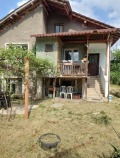 Продава КЪЩА, област Кюстендил, с. Гюешево • 45000 € / 88012.35 лв. • 68573820 1