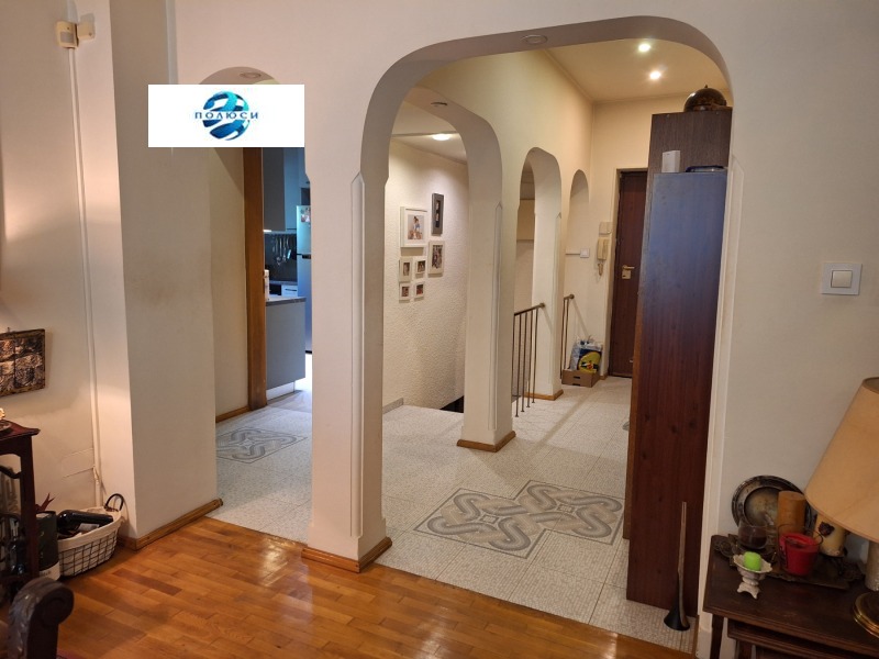 For Sale  1 bedroom Sofia , Lozenets , 100 sq.m | 48037011