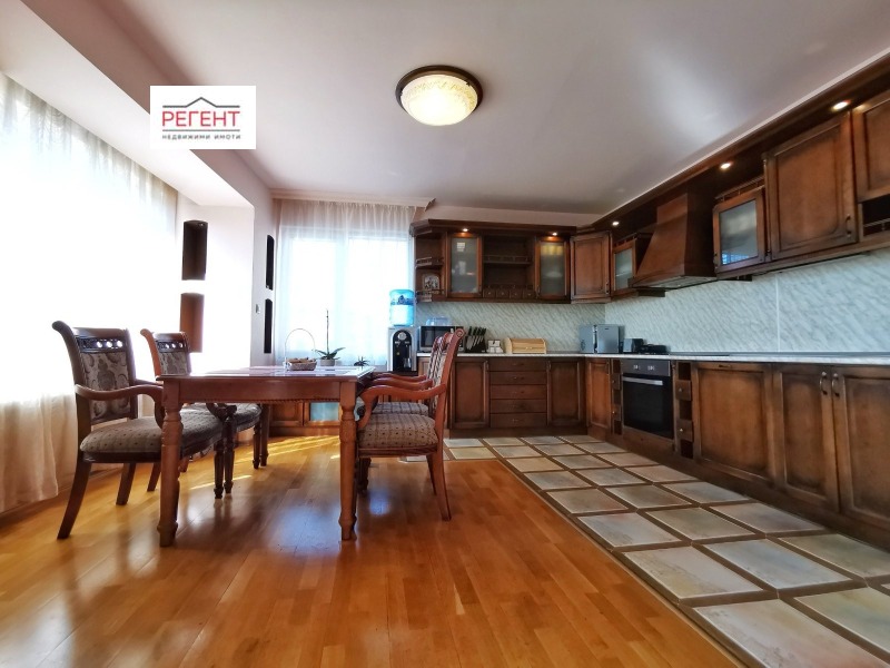 Продава  3-стаен град Варна , Център , 105 кв.м | 22620083 - изображение [3]