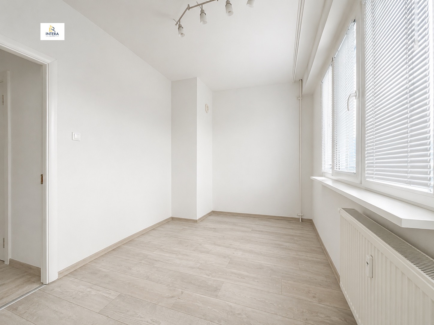 Продава 2-СТАЕН, гр. София, Дружба 1, снимка 7 - Апартаменти - 55463479