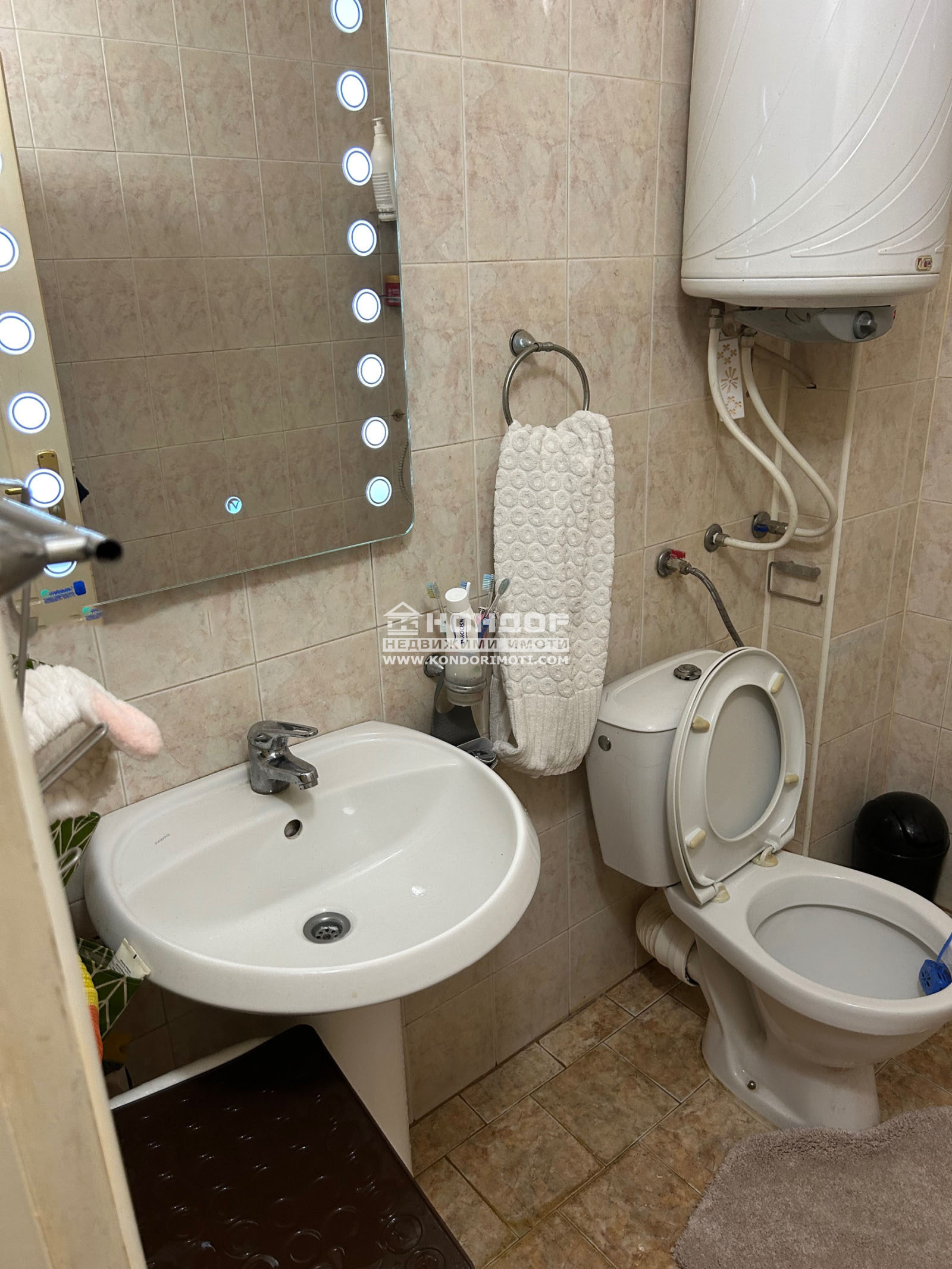 Продава 3-СТАЕН, гр. Пловдив, Център, снимка 10 - Апартаменти - 54050212