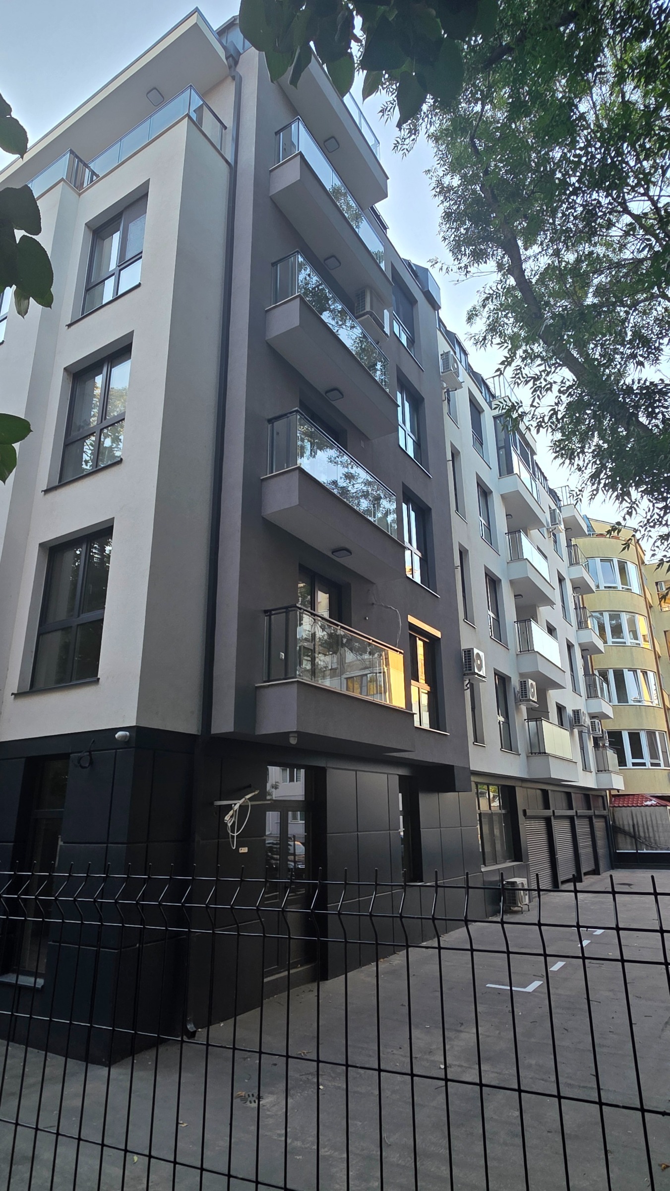 Продава 3-СТАЕН, гр. Русе, Център, снимка 3 - Апартаменти - 55947779