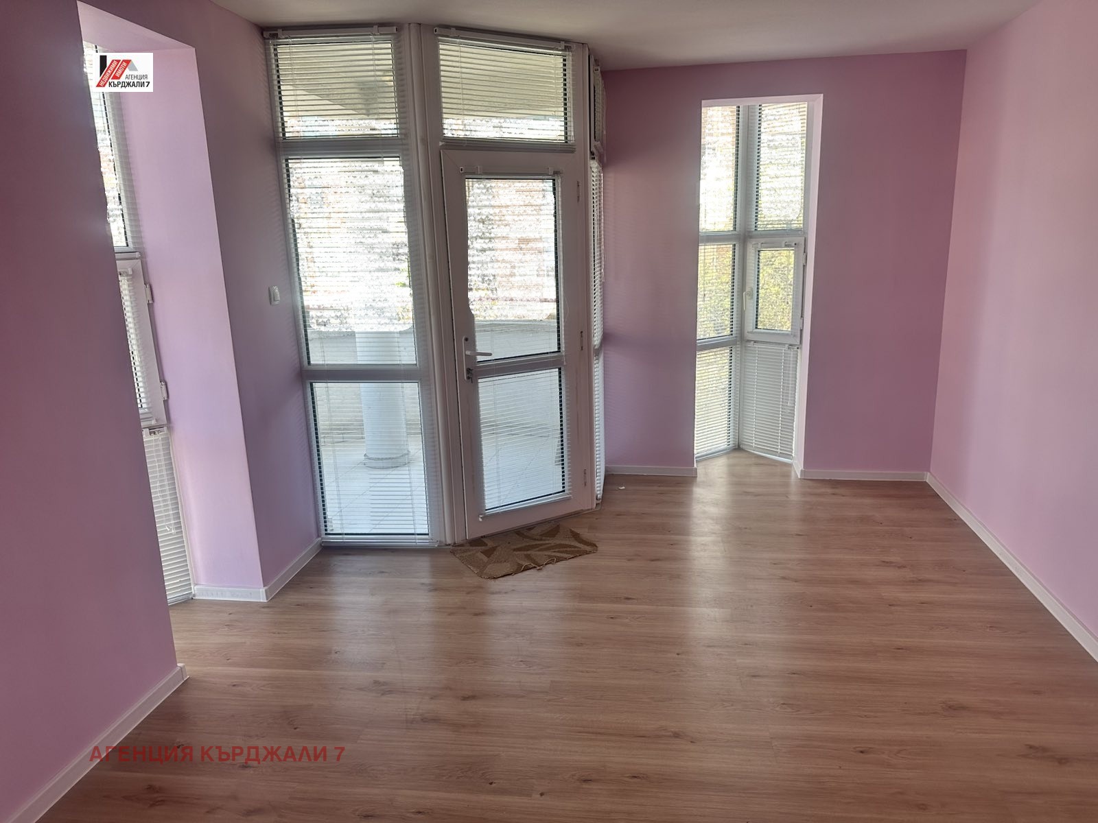 Продава МНОГОСТАЕН, гр. Кърджали, Център, снимка 7 - Апартаменти - 54627839