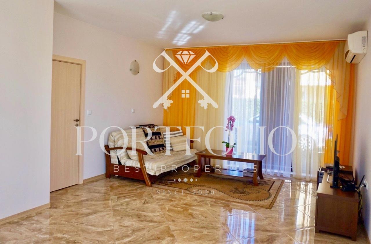 Продава КЪЩА, гр. Бургас, Сарафово, снимка 3 - Къщи - 53603713