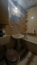 Продава 3-СТАЕН, град София, Фондови жилища • 210000 € • 16345847 11