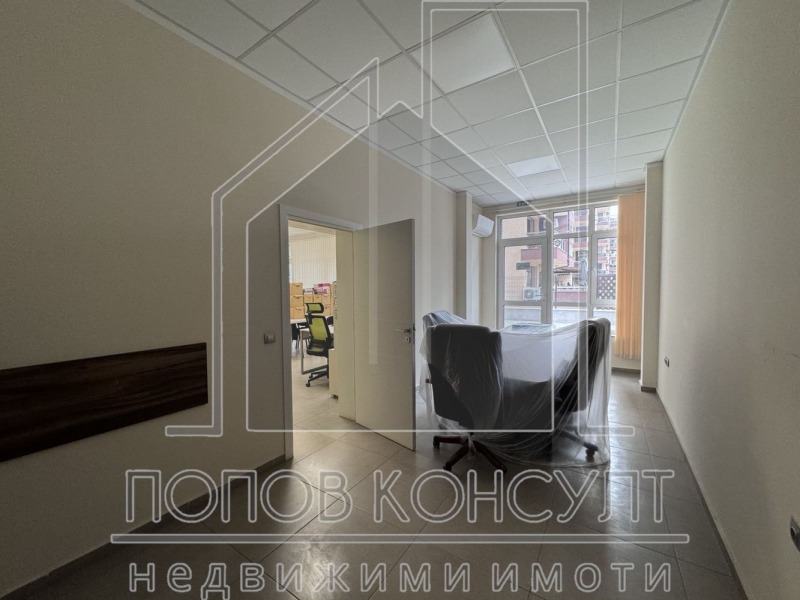 À vendre  Bureau Plovdiv , Yujen , 132 m² | 38478517 - image [3]