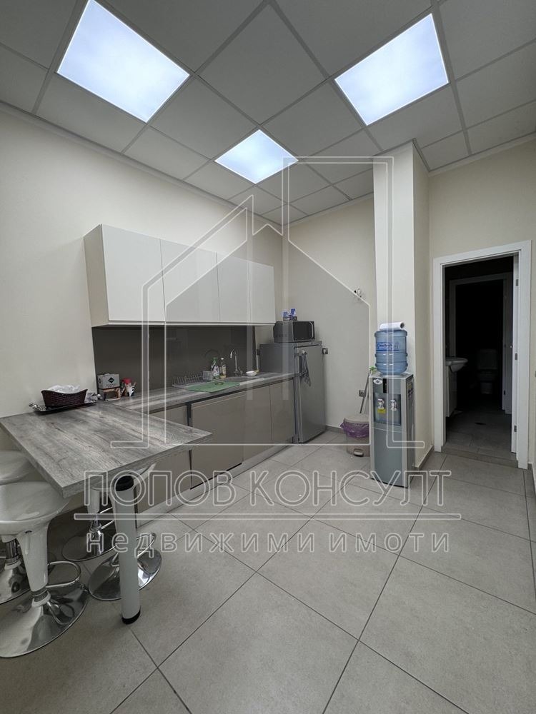 Продава ОФИС, гр. Пловдив, Южен, снимка 10 - Офиси - 53372091