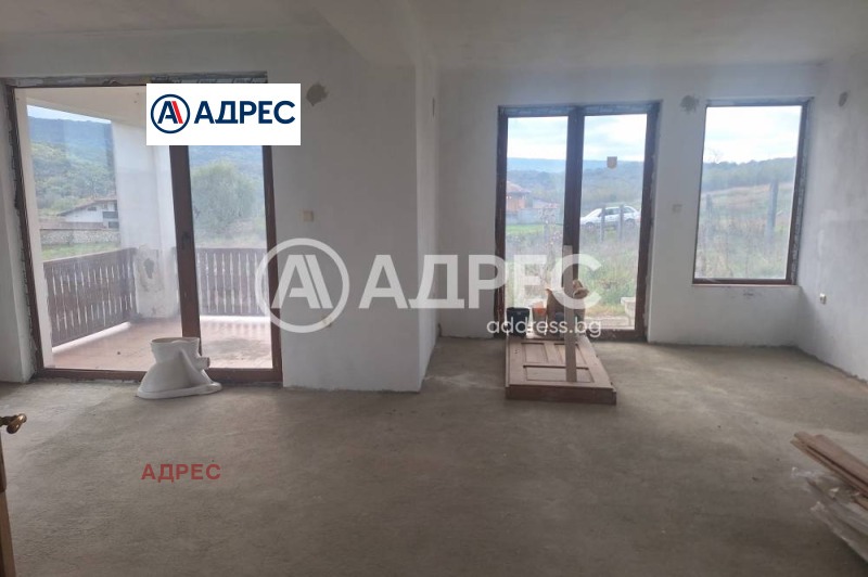 Продава  Къща област Добрич , с. Църква , 144 кв.м | 78637114