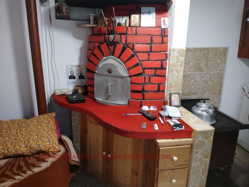 Продава КЪЩА, с. Шипково, област Ловеч, снимка 4 - Къщи - 52393448