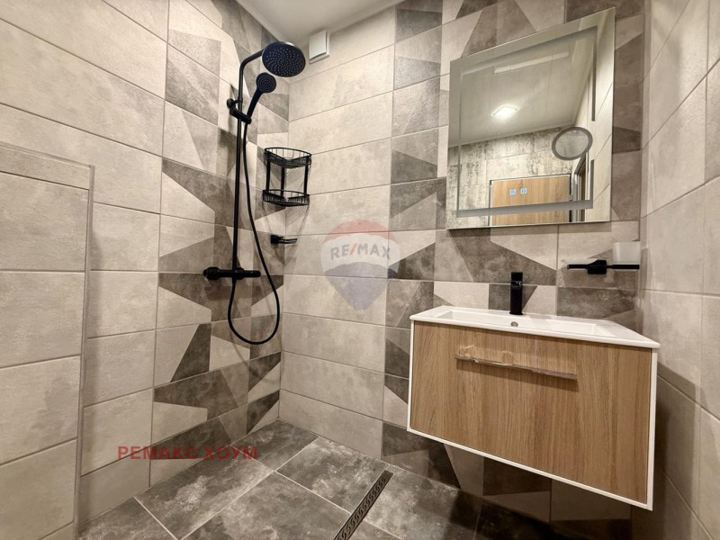 Продава КЪЩА, гр. Балчик, област Добрич, снимка 9 - Къщи - 53264538