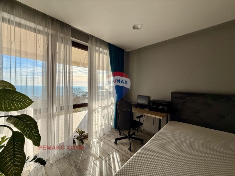 Продава КЪЩА, гр. Балчик, област Добрич, снимка 8 - Къщи - 53264538