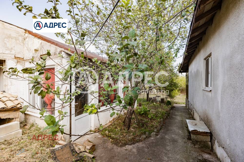 Продава КЪЩА, с. Изгрев, област Варна, снимка 11 - Къщи - 56366781