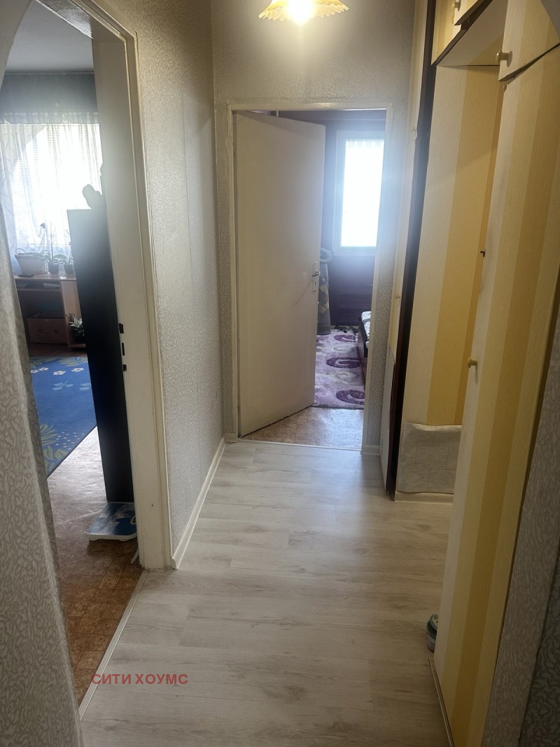 Продава МНОГОСТАЕН, гр. Кърджали, Възрожденци, снимка 5 - Апартаменти - 52594133