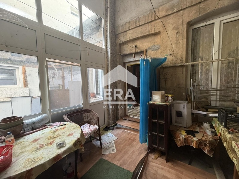 Продава ЕТАЖ ОТ КЪЩА, гр. Габрово, Център, снимка 8 - Етаж от къща - 55740360