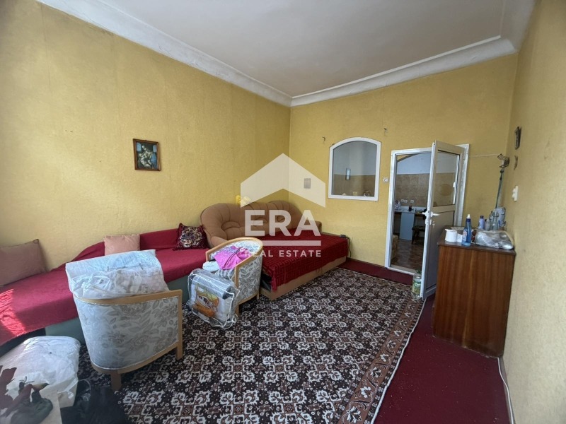 Продава ЕТАЖ ОТ КЪЩА, гр. Габрово, Център, снимка 10 - Етаж от къща - 55740360