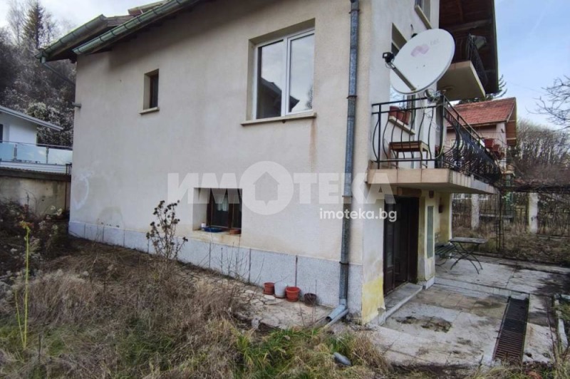 Продава КЪЩА, с. Рударци, област Перник, снимка 2 - Къщи - 52871878