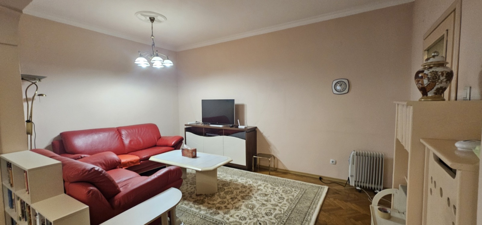 Продава 3-СТАЕН, гр. София, Център, снимка 2 - Апартаменти - 53533503