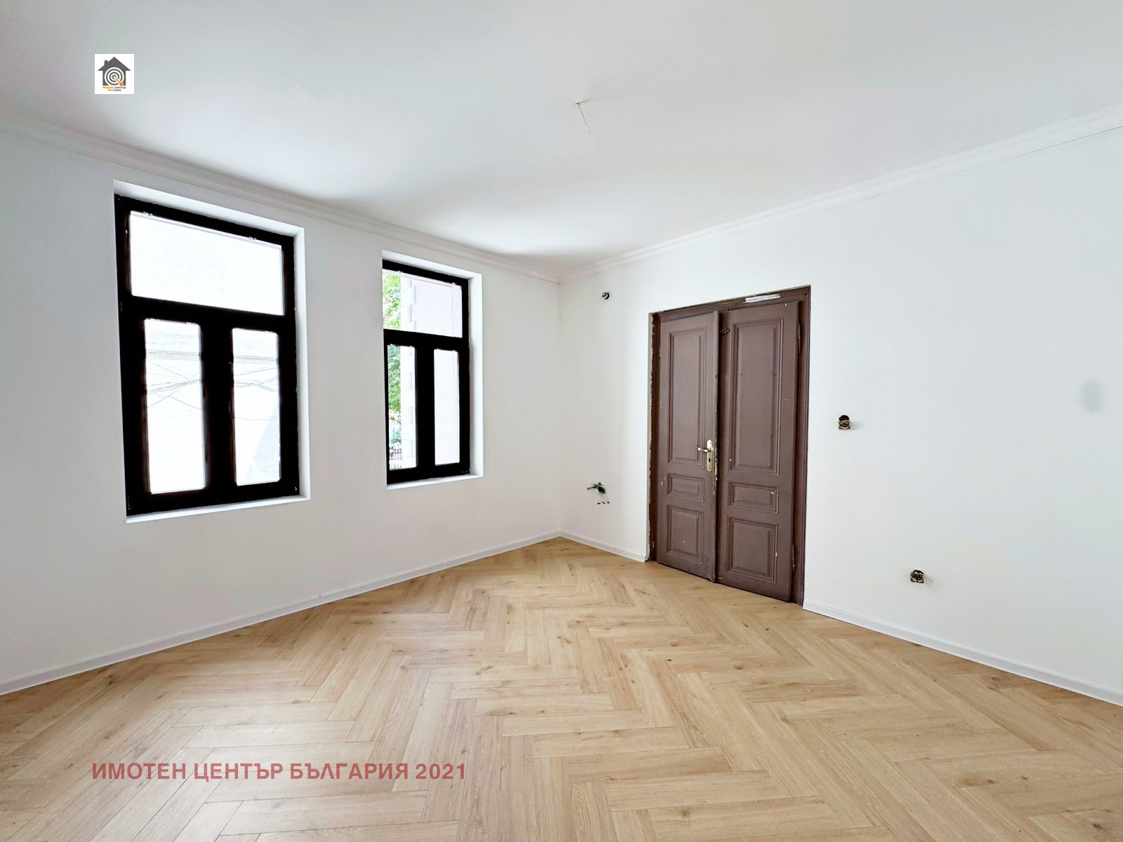 Продава КЪЩА, гр. София, Център