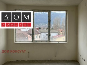 Продажба на тристайни апартаменти в град София — страница 9 - изображение 2 