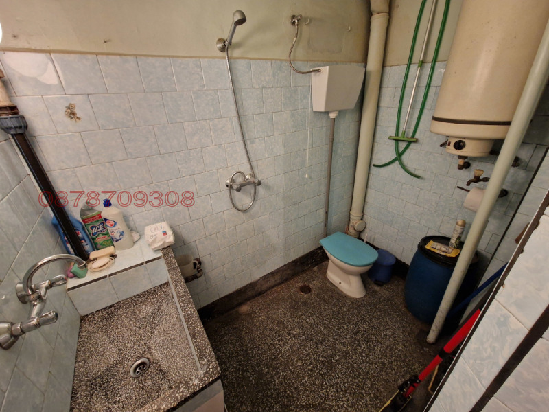 Продава  3-стаен град Ямбол , Център , 81 кв.м | 31307238 - изображение [10]