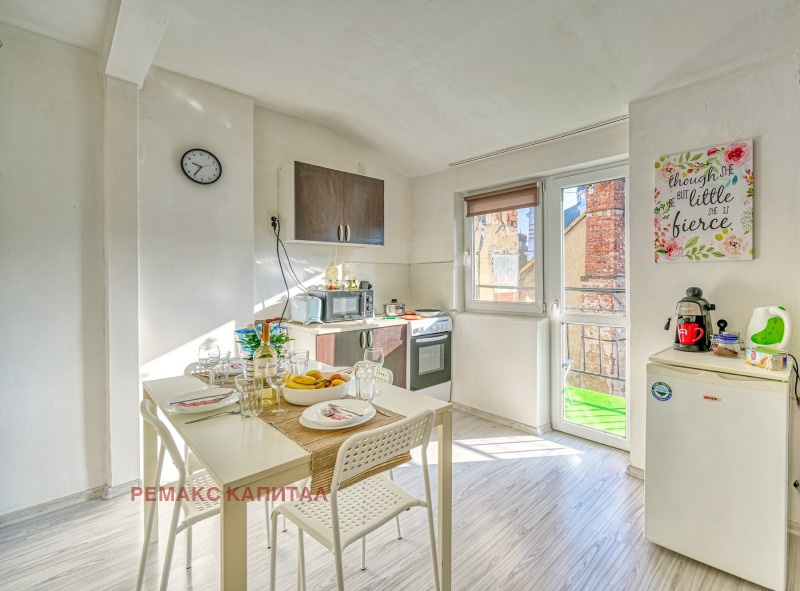 Продава 3-СТАЕН, гр. София, Център, снимка 6 - Апартаменти - 53244866