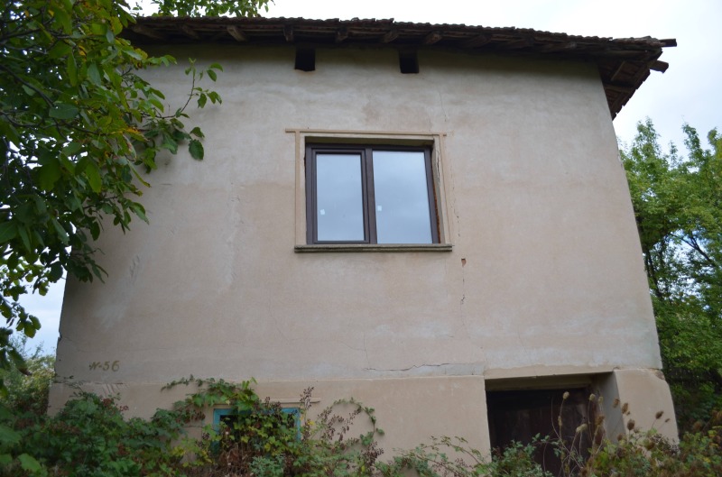 Продава КЪЩА, с. Лесковец, област Монтана, снимка 2 - Къщи - 52824737