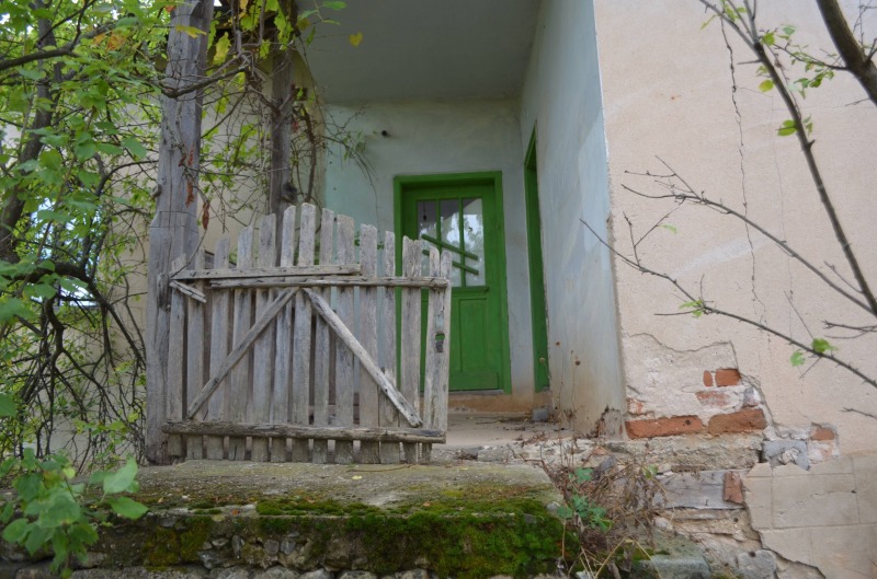 Продава КЪЩА, с. Лесковец, област Монтана, снимка 10 - Къщи - 52824737