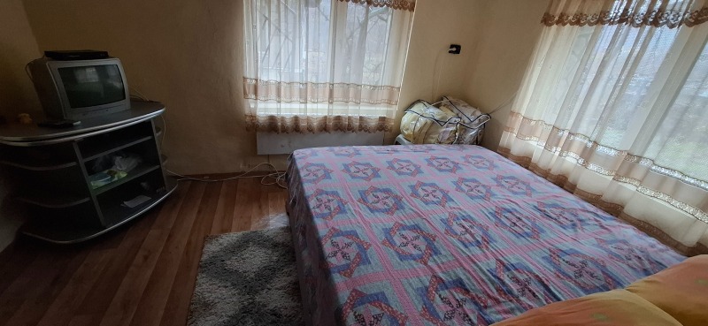 Продава КЪЩА, с. Места, област Благоевград, снимка 4 - Къщи - 50003364