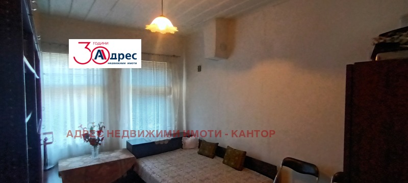 Na sprzedaż  Dom region Wielkie Tyrnowo , Elena , 100 mkw | 43799392 - obraz [2]