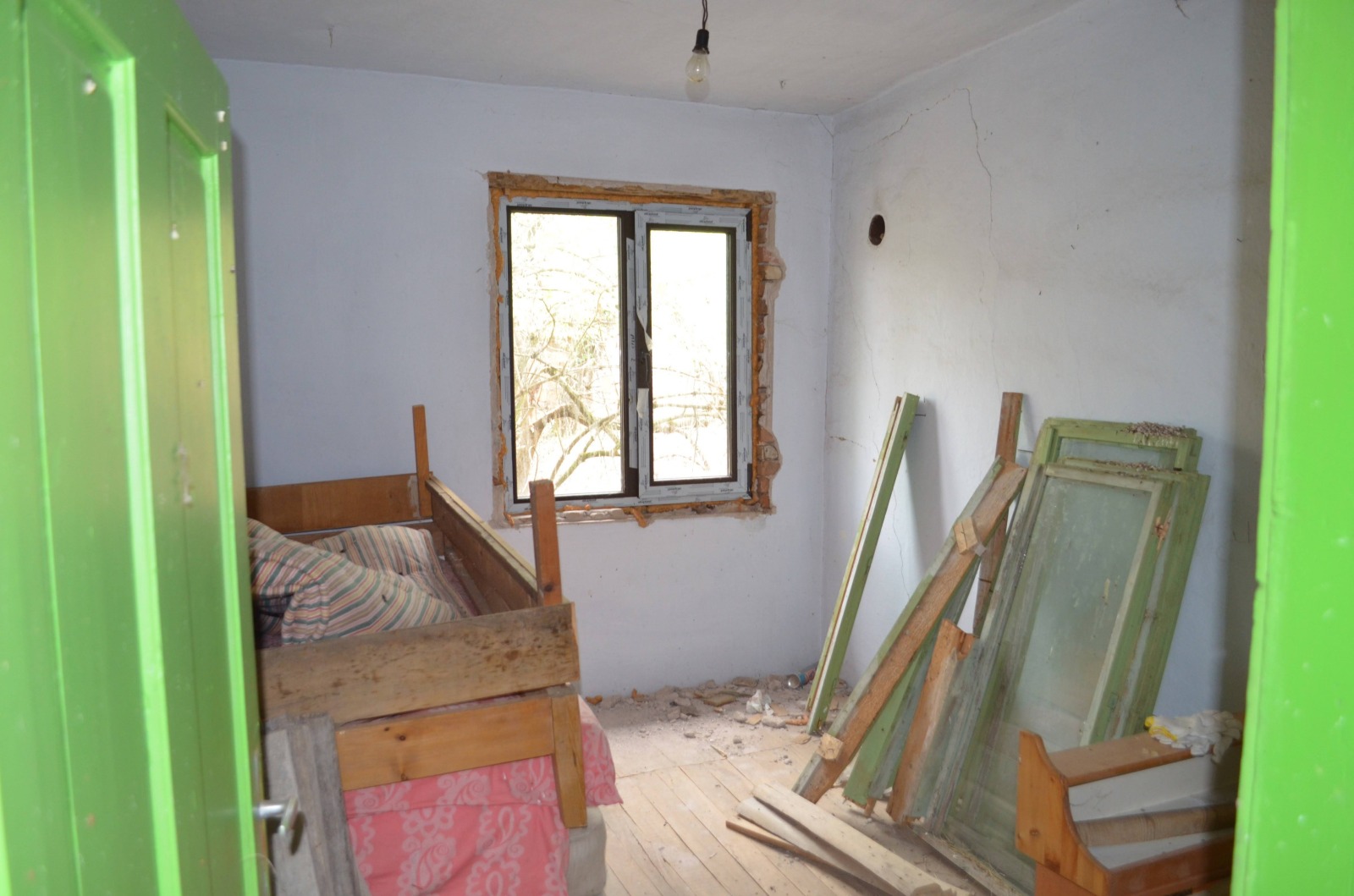 Продава КЪЩА, с. Лесковец, област Монтана, снимка 16 - Къщи - 54692468