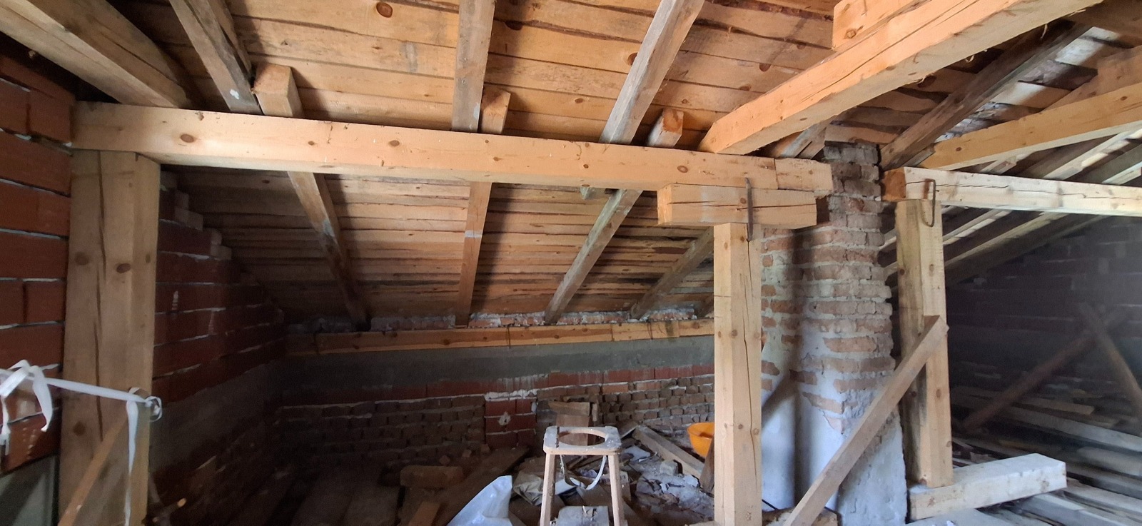 Продава КЪЩА, с. Места, област Благоевград, снимка 16 - Къщи - 50003364