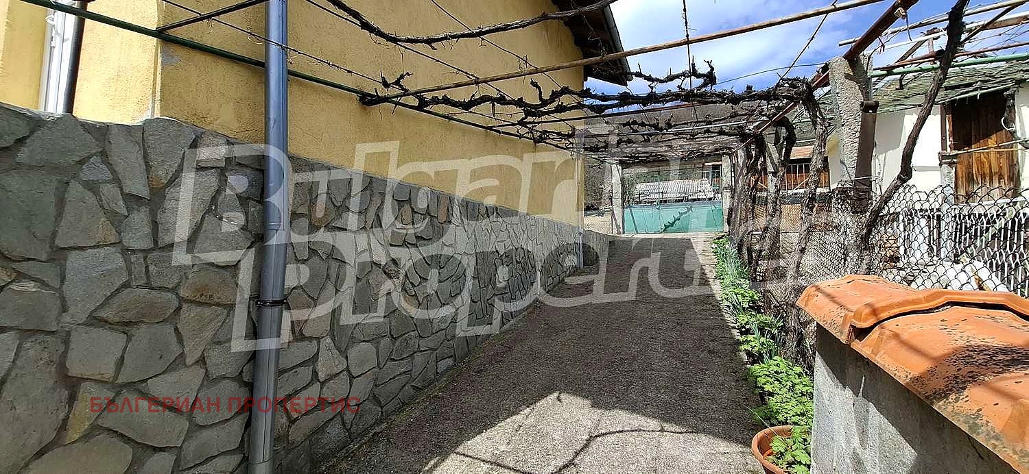 Продава КЪЩА, с. Места, област Благоевград, снимка 6 - Къщи - 50003364