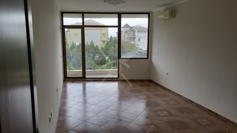 Продава 2-СТАЕН в област Бургас, гр. Свети Влас - 97 кв.м / 109 000 € » 213 185.47 лв., ЕКС НВД БУРГАС ООД