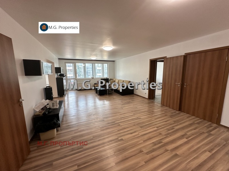 In vendita  3 camere da letto Dobrich , Tsentar , 255 mq | 16446209 - Immagine [2]