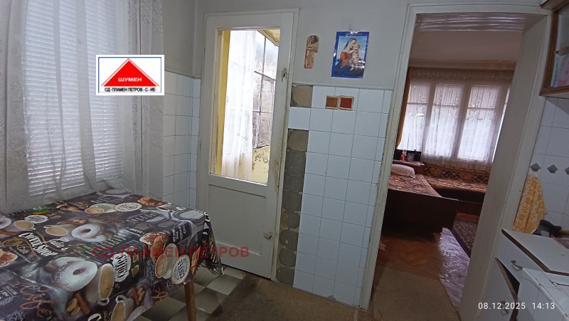 Продава 4-СТАЕН, гр. Шумен, Куршун чешма, снимка 7 - Апартаменти - 52706414