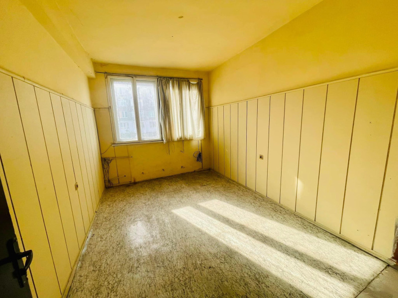 Продава  Офис град София , Зона Б-18 , 60 кв.м | 91744996