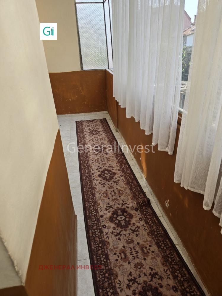 Продава ЕТАЖ ОТ КЪЩА, гр. Благоевград, Идеален център, снимка 11 - Етаж от къща - 53020156