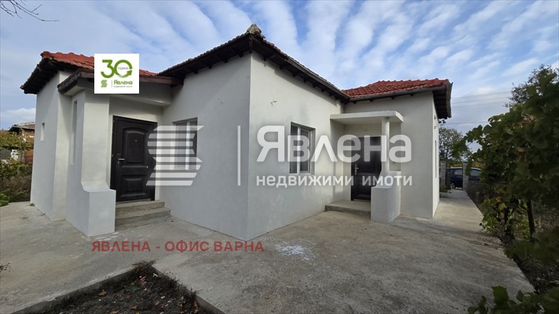 Продава КЪЩА, с. Соколово, област Добрич, снимка 4 - Къщи - 52998801
