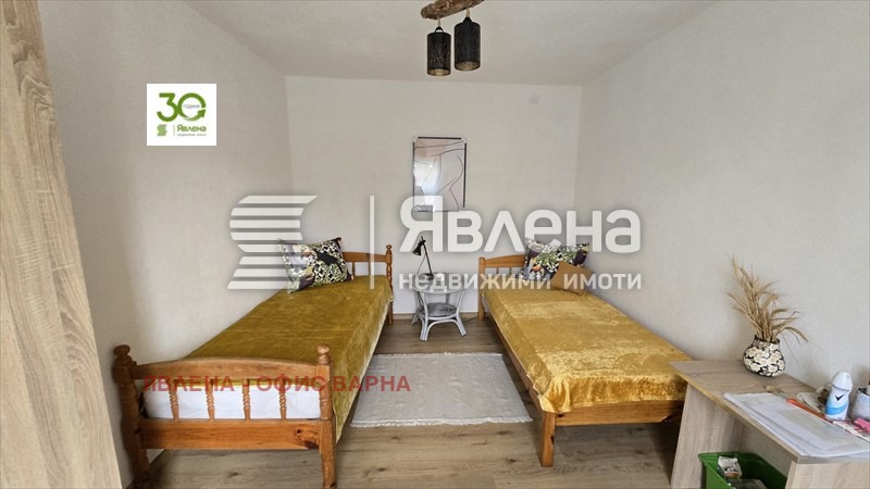 Продава КЪЩА, с. Соколово, област Добрич, снимка 10 - Къщи - 52998801