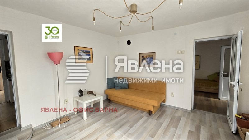 Продава КЪЩА, с. Соколово, област Добрич, снимка 6 - Къщи - 52998801