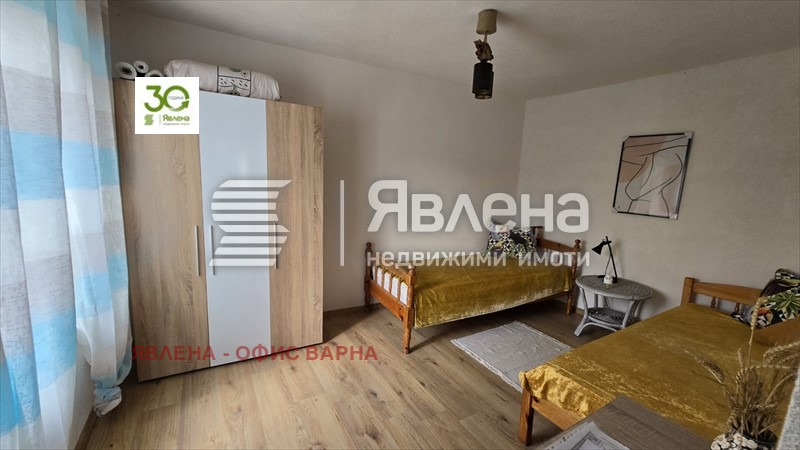 Продава КЪЩА, с. Соколово, област Добрич, снимка 8 - Къщи - 52998801