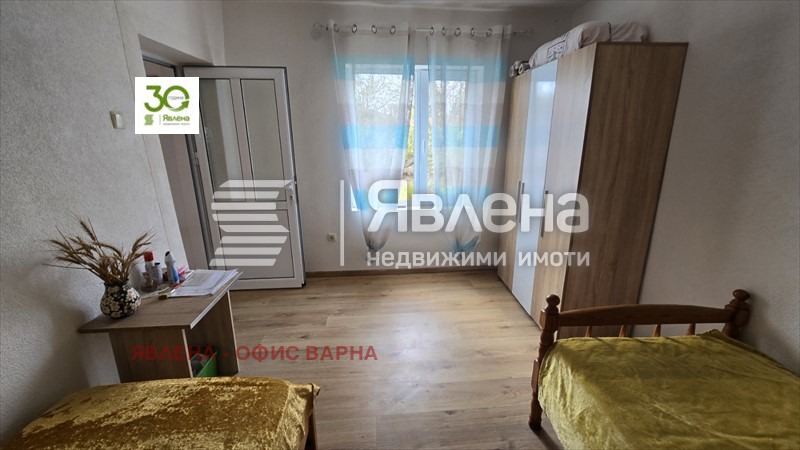 Продава КЪЩА, с. Соколово, област Добрич, снимка 9 - Къщи - 52998801