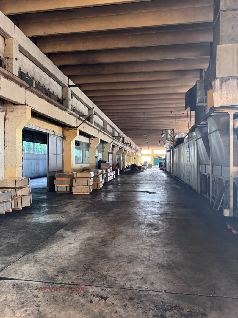 Till salu  Industribyggnad Stara Zagora , Industrialna zona - iztok , 3599 kvm | 76269109 - bild [4]