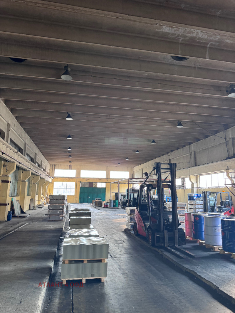 Till salu  Industribyggnad Stara Zagora , Industrialna zona - iztok , 3599 kvm | 76269109 - bild [5]