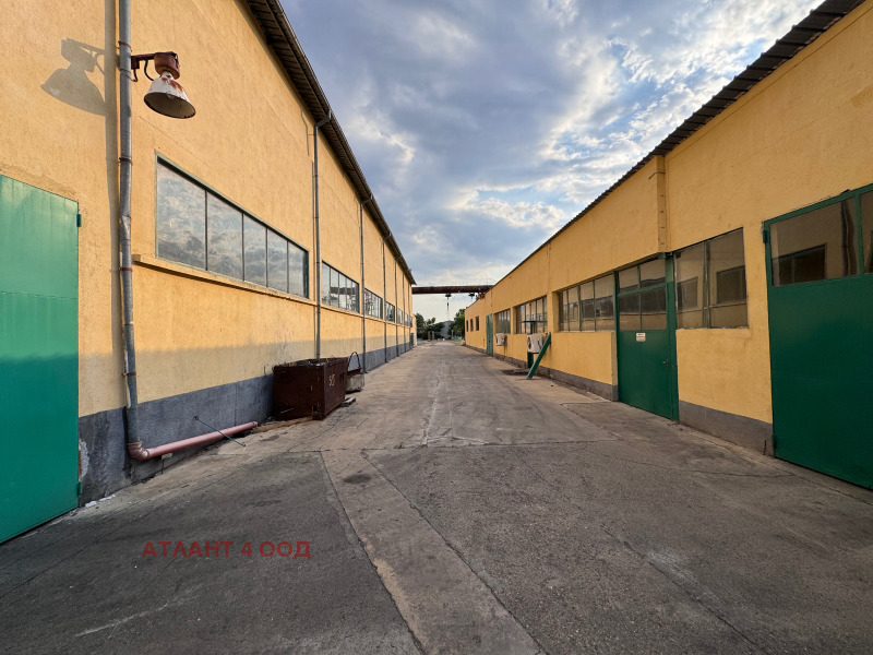 Till salu  Industribyggnad Stara Zagora , Industrialna zona - iztok , 3599 kvm | 76269109 - bild [16]