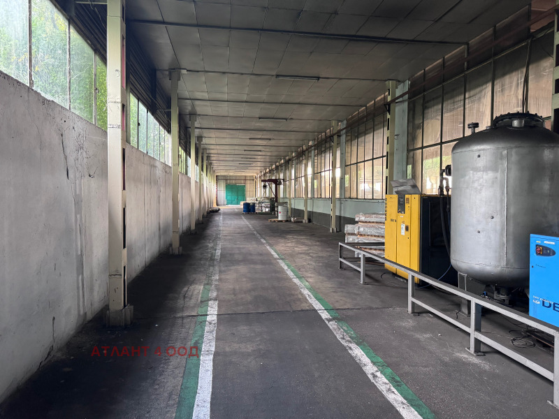 Till salu  Industribyggnad Stara Zagora , Industrialna zona - iztok , 3599 kvm | 76269109 - bild [9]