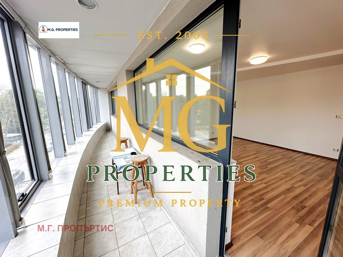 Продава 4-СТАЕН, гр. Добрич, Център, снимка 6 - Апартаменти - 50940466