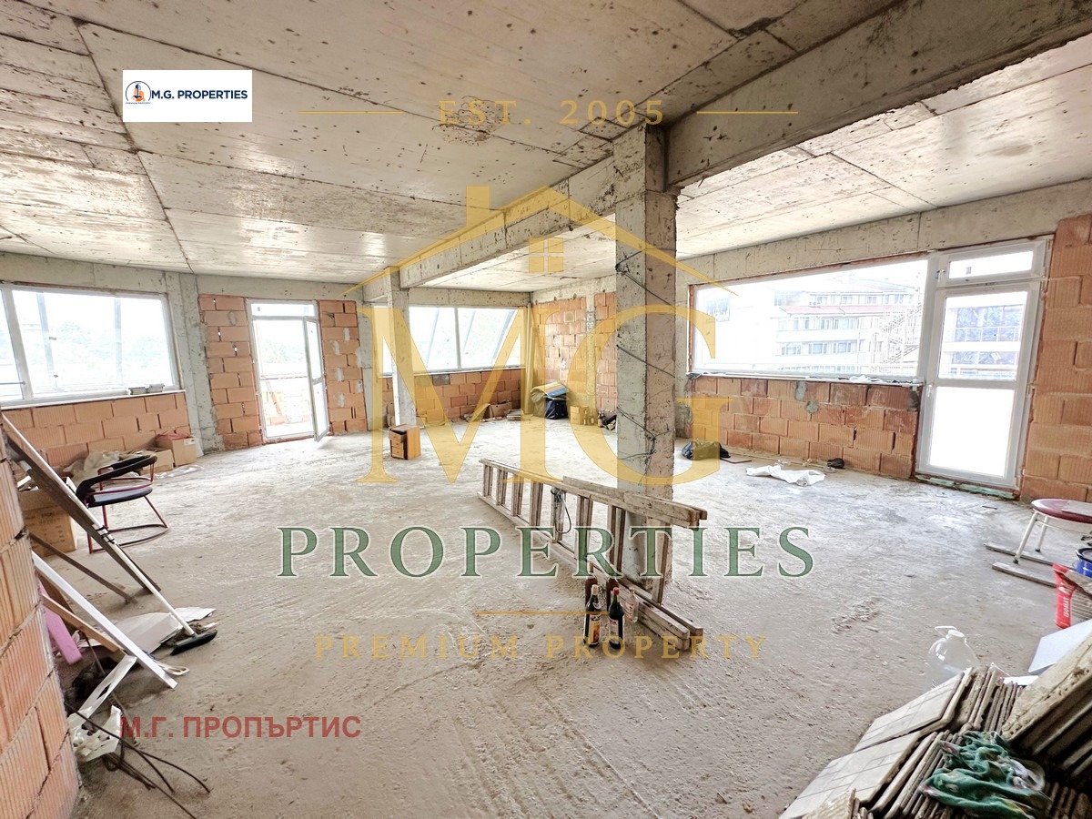 Продава 4-СТАЕН, гр. Добрич, Център, снимка 15 - Апартаменти - 50940466