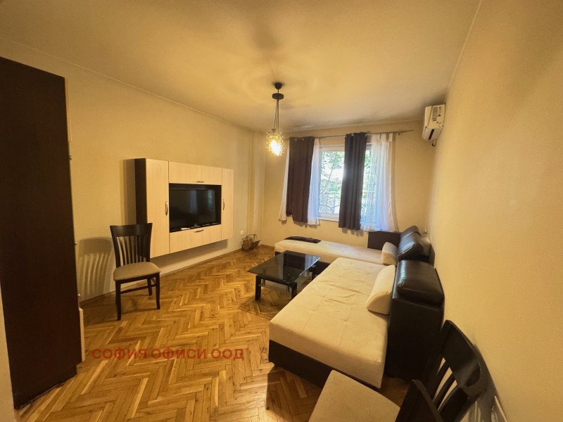 Продава  2-стаен град София , Докторски паметник , 53 кв.м | 45335940